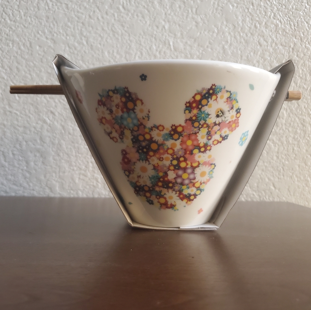 Disney Mickey Mouse Ramen Bowl & Chopsticks